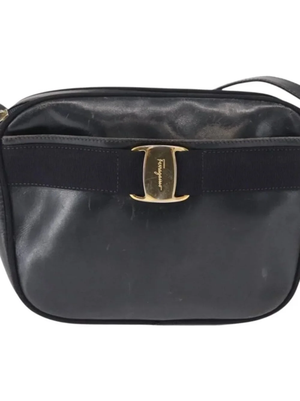Salvatore Ferragamo Shoulder Bag Leather Navy Gold Auth ka1249